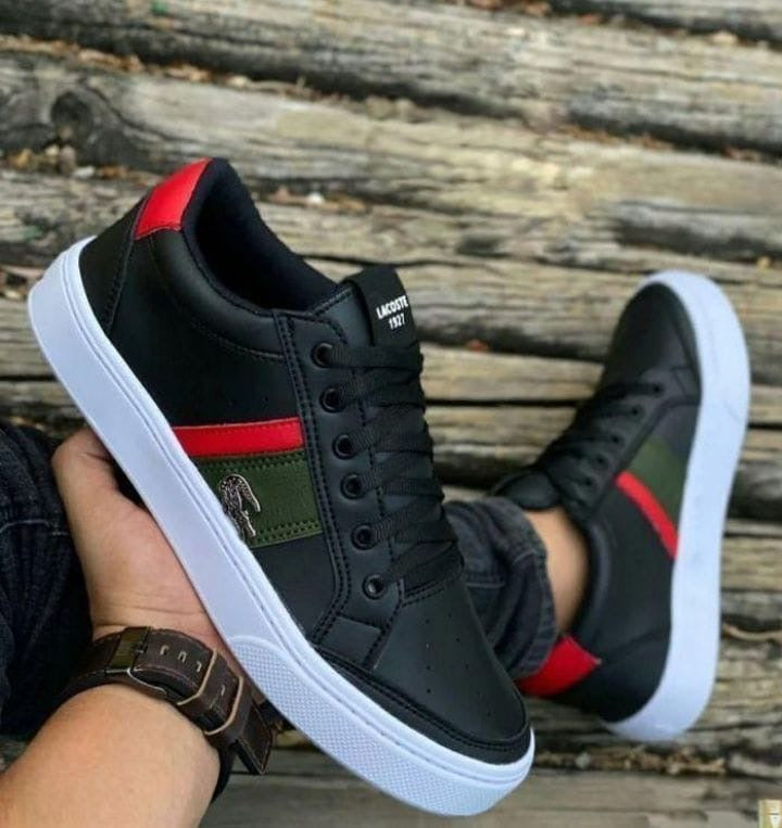 Lacoste Bandera – Estilo Icónico con Orgullo y Personalidad